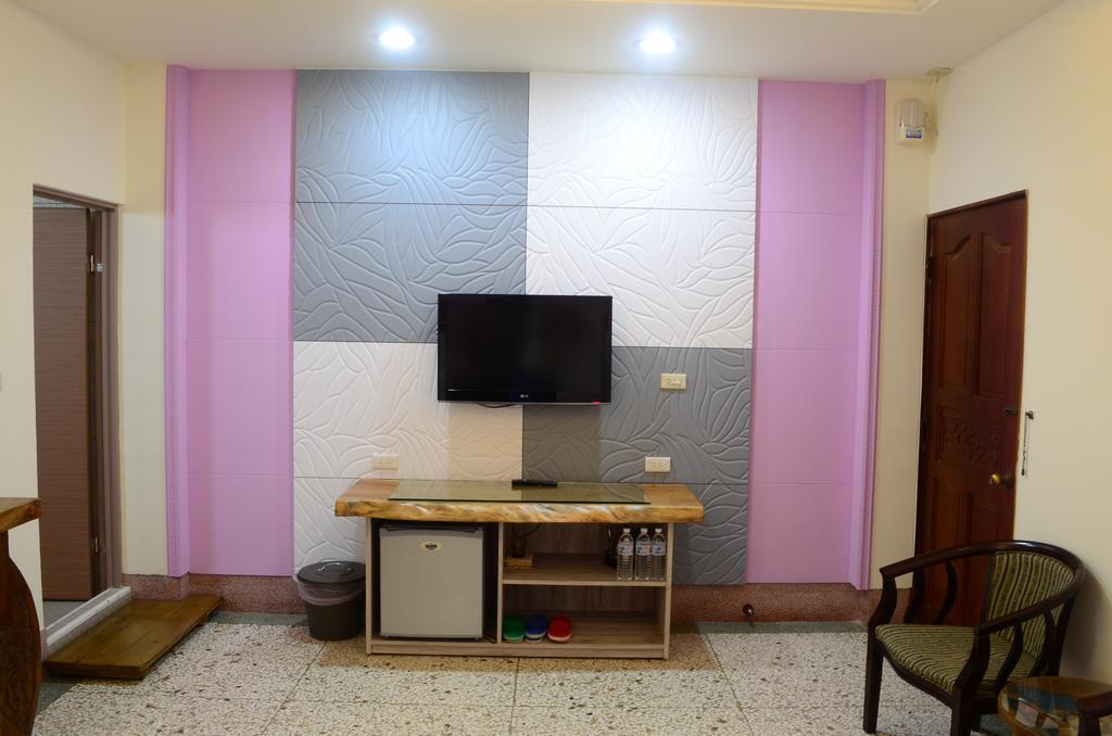 Jia Yuan Homestay Heng-ch'un Eksteriør billede