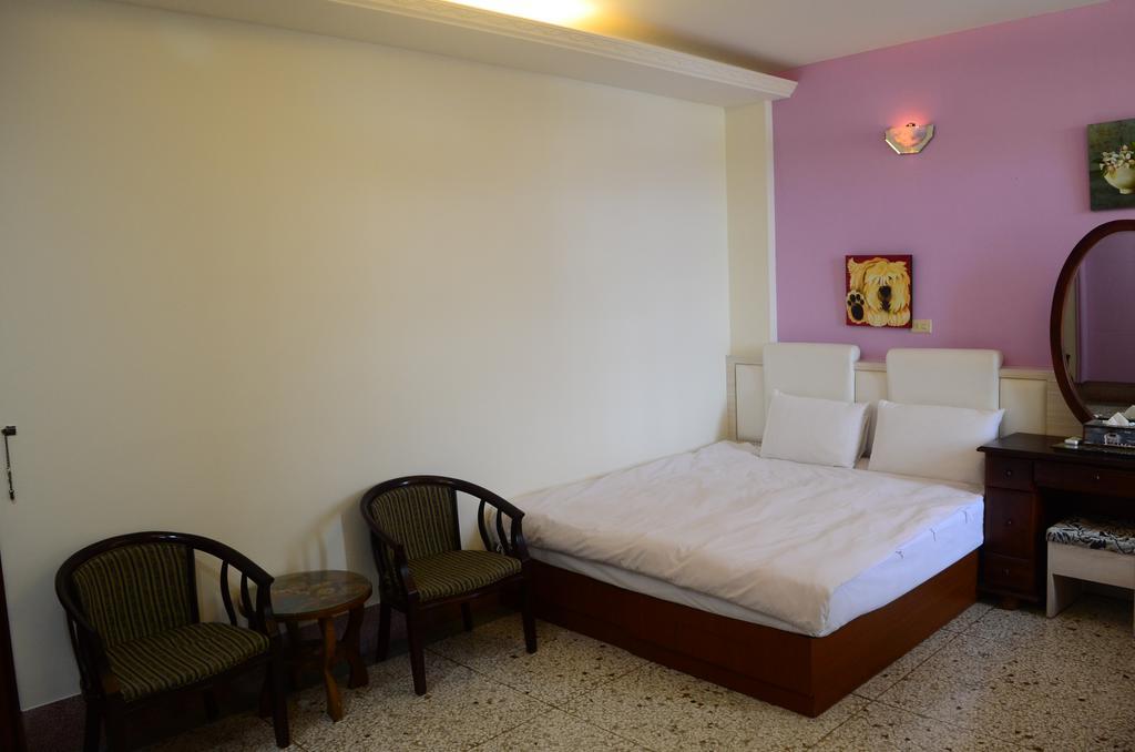 Jia Yuan Homestay Heng-ch'un Eksteriør billede